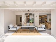 Town House for sale in Los Olivos, Nueva Andalucia