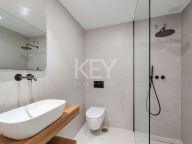 Town House for sale in Los Olivos, Nueva Andalucia