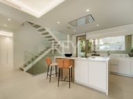 Triplex for sale in Benalús, Marbella Golden Mile