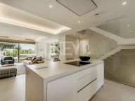 Triplex for sale in Benalús, Marbella Golden Mile