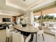 Triplex for sale in Benalús, Marbella Golden Mile