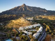 Town House for sale in Club Sierra, Marbella Golden Mile