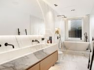 Town House for sale in Club Sierra, Marbella Golden Mile