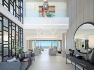 Villa for sale in Monte Halcones, Benahavis