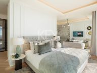 Villa for sale in Monte Halcones, Benahavis