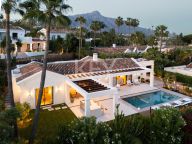 Villa for sale in Los Naranjos Golf, Nueva Andalucia