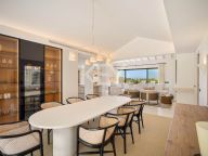 Villa for sale in Los Naranjos Golf, Nueva Andalucia