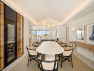 Villa for sale in Los Naranjos Golf, Nueva Andalucia