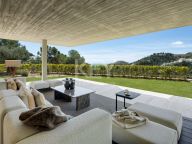 Villa for sale in El Madroñal, Benahavis