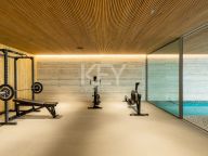 Villa for sale in El Madroñal, Benahavis