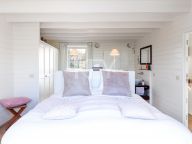 Villa en venta en La Alqueria, Benahavis