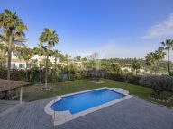 Villa for sale in Los Arqueros, Benahavis