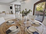 Villa for sale in Los Arqueros, Benahavis