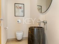 Villa for sale in La Alqueria, Benahavis