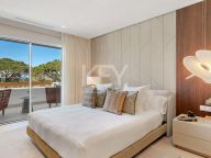 Apartment for sale in Los Monteros Palm Beach, Marbella East