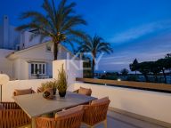Apartment for sale in Los Monteros Palm Beach, Marbella East