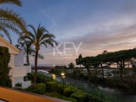 Apartment for sale in Los Monteros Palm Beach, Marbella East