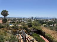 Villa for sale in La Alqueria, Benahavis