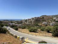 Villa for sale in La Alqueria, Benahavis