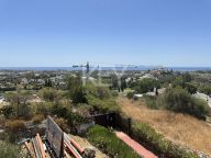 Villa for sale in La Alqueria, Benahavis
