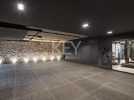 Villa for sale in Las Brisas, Nueva Andalucia
