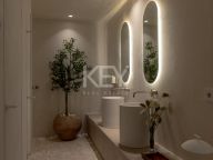 Duplex Penthouse for sale in Jardines Colgantes, Marbella Golden Mile