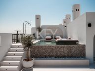 Duplex Penthouse for sale in Jardines Colgantes, Marbella Golden Mile
