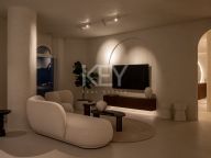 Duplex Penthouse for sale in Jardines Colgantes, Marbella Golden Mile
