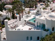 Duplex Penthouse for sale in Jardines Colgantes, Marbella Golden Mile