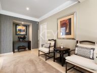 Вилла на продажу в Las Brisas, Новая Андалусия