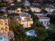 Вилла на продажу в Las Brisas, Новая Андалусия