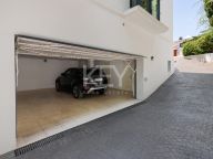 Вилла на продажу в Las Brisas, Новая Андалусия