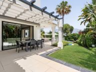Вилла на продажу в Las Brisas, Новая Андалусия