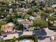 Вилла на продажу в Las Brisas, Новая Андалусия