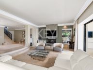 Вилла на продажу в Las Brisas, Новая Андалусия