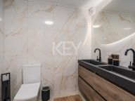 Villa for sale in Altos del Rodeo, Nueva Andalucia