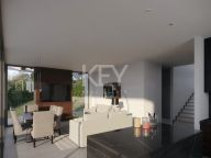 Villa en venta en Estepona