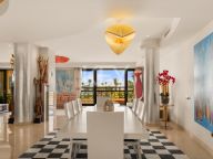 Apartamento en venta en Laguna de Banus, Marbella - Puerto Banus