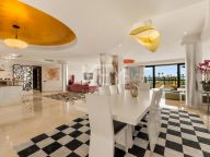 Apartamento en venta en Laguna de Banus, Marbella - Puerto Banus