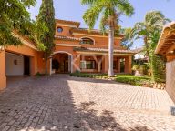 Villa for sale in Altos Reales, Marbella Golden Mile