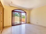 Villa en venta en Altos Reales, Marbella Golden Mile