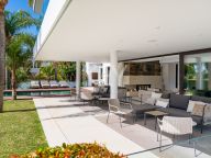 Villa en venta en Casablanca, Marbella Golden Mile