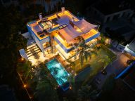 Villa en venta en Casablanca, Marbella Golden Mile