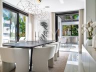 Villa en venta en Casablanca, Marbella Golden Mile