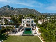 Villa for sale in Sierra Blanca, Marbella Golden Mile