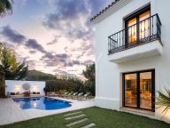 Villa for sale in La Quinta, Benahavis