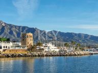 Penthouse for sale in El Oasis Club, Marbella Golden Mile