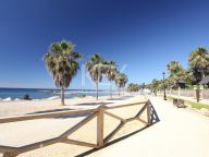 Penthouse for sale in El Oasis Club, Marbella Golden Mile