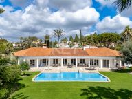 Villa en venta en Hacienda las Chapas, Marbella Este