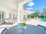 Villa en venta en Hacienda las Chapas, Marbella Este